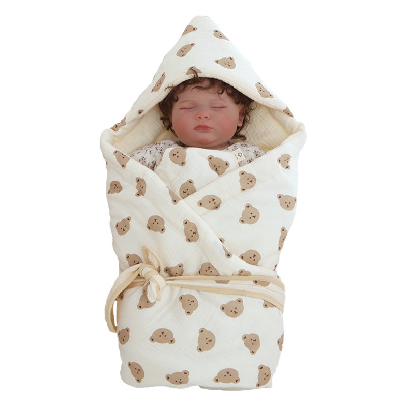 Newborn baby quilt autumn and winter out quilted thickened newborn quilt cartoon warm confinement baby quilt