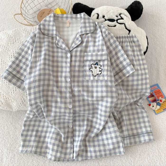 Pijamas de algodón de nube al por mayor transfronterizo para mujer nueva rebeca de verano solapa pantalones cortos de manga corta traje de servicio a domicilio dulce y lindo