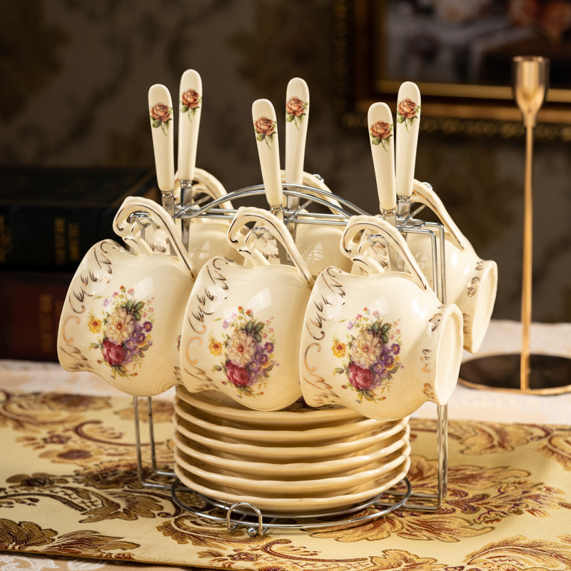 Taza de café de cerámica té de la tarde británica oficina en casa flor té taza café juego traje de estilo europeo de lujo ligero práctico