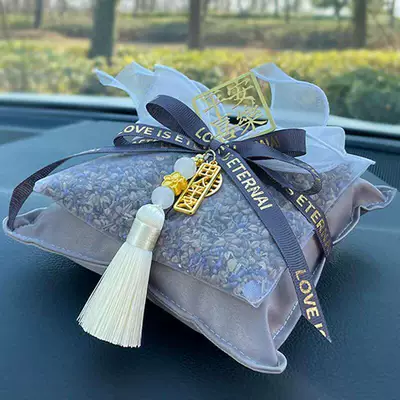 Removal, Creative Goddess-Style Aromatherapy Car Decoration – Aktiv kömürlü qoxu uducular - gray-double-layer-dried-flower-bamboo-charcoal-bag