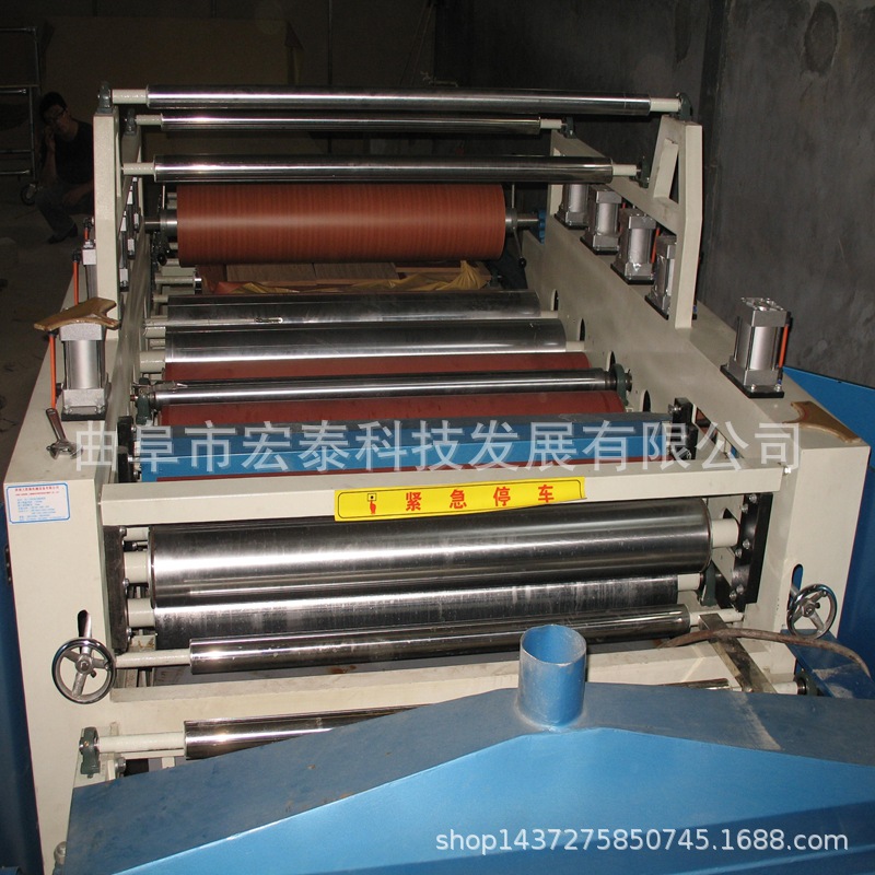 宏泰1320型pvc石膏板贴纸机 pvc发泡板管道护角板热转印机