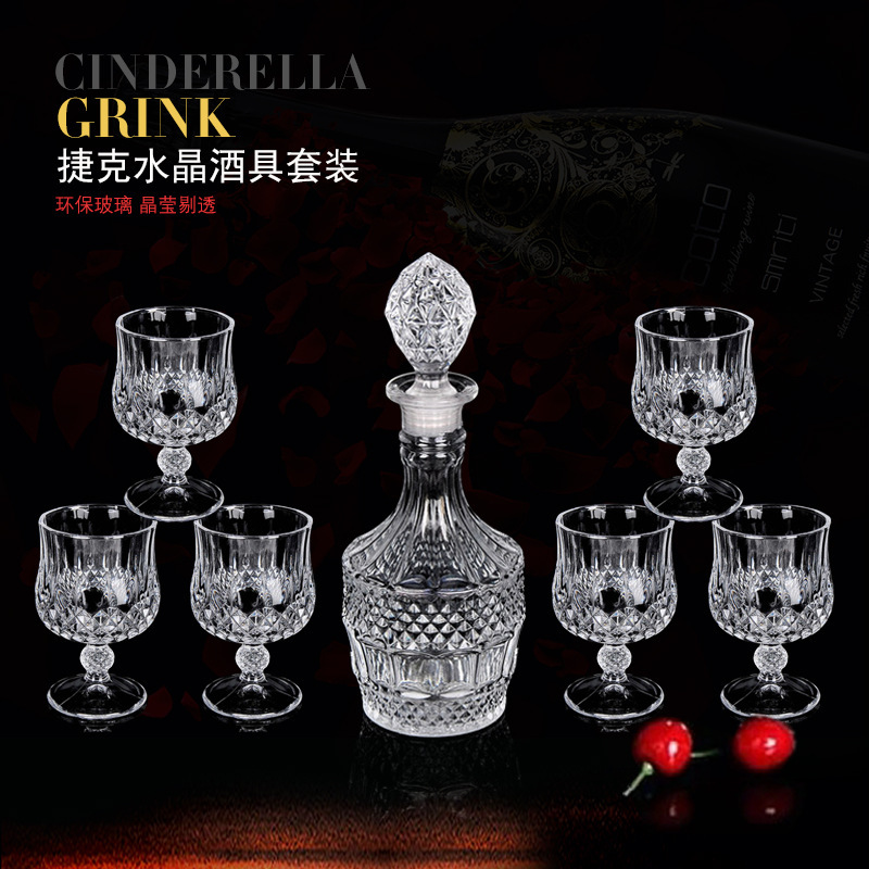 Comercio exterior transfronterizo suministro de alta calidad de vidrio de cristal checo whisky taza de vino casero decanter set de vino