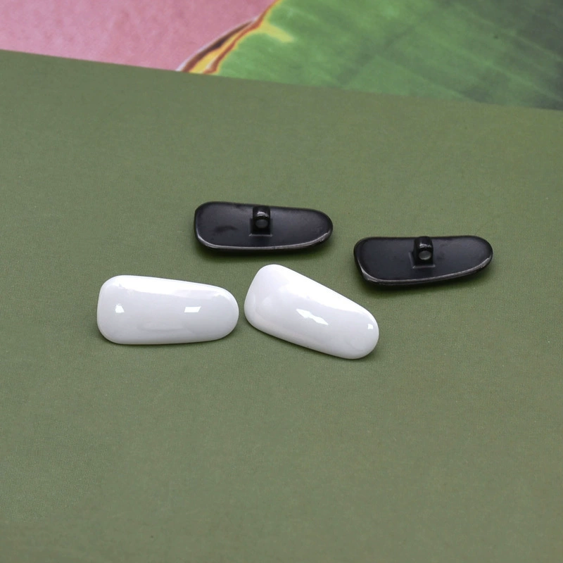 Ceramic glasses, accessories