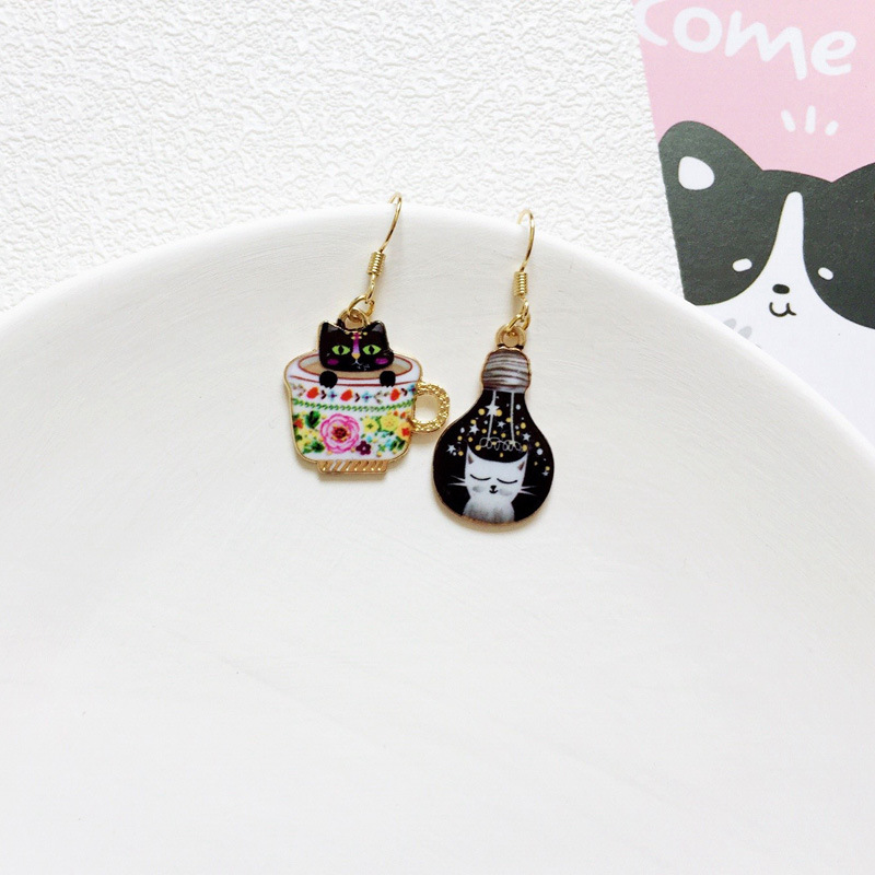 Lindo Gato Metal Esmalte Mujeres Pendientes De Gota 1 Par display picture 7