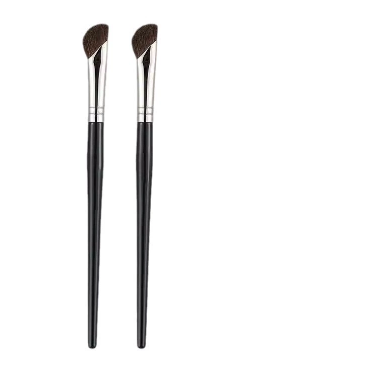 Brush, pony for contouring, eye shadow