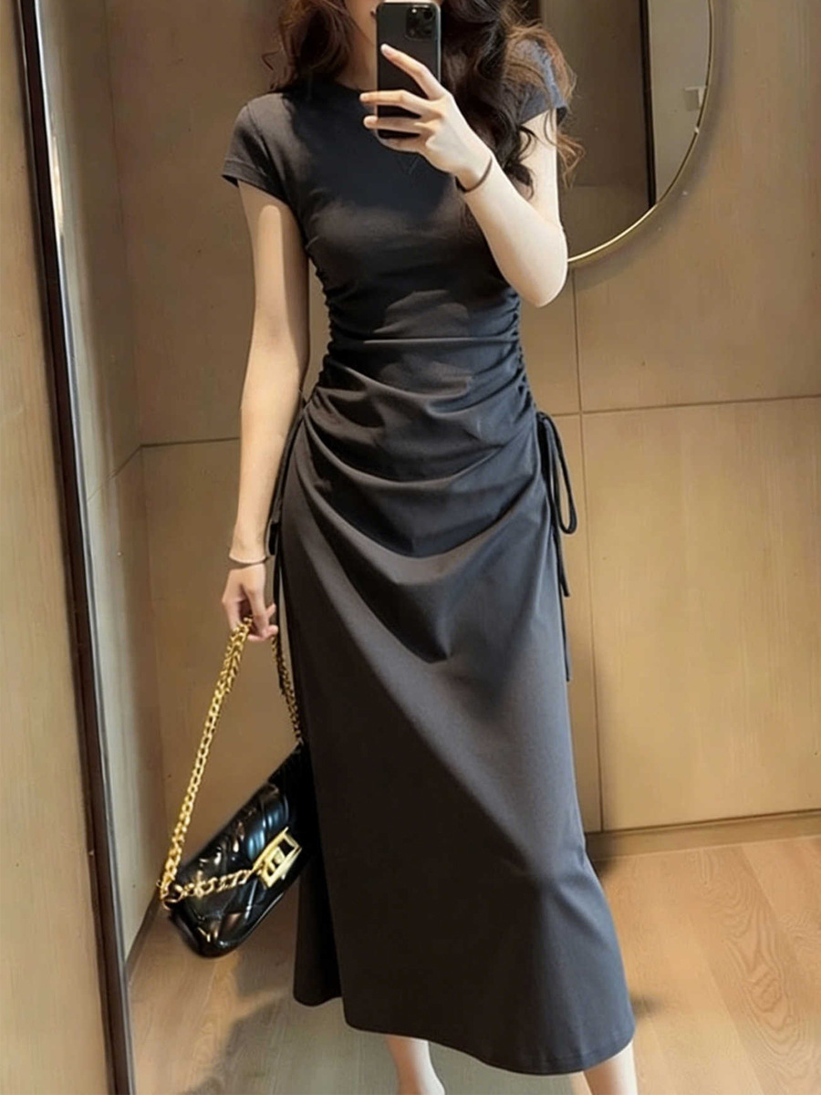 Đầm maxi trẻ em tay ngắn phong cách Pháp Vintage, thiết kế thắt lưng xếp li hông — màu đen, màu xám