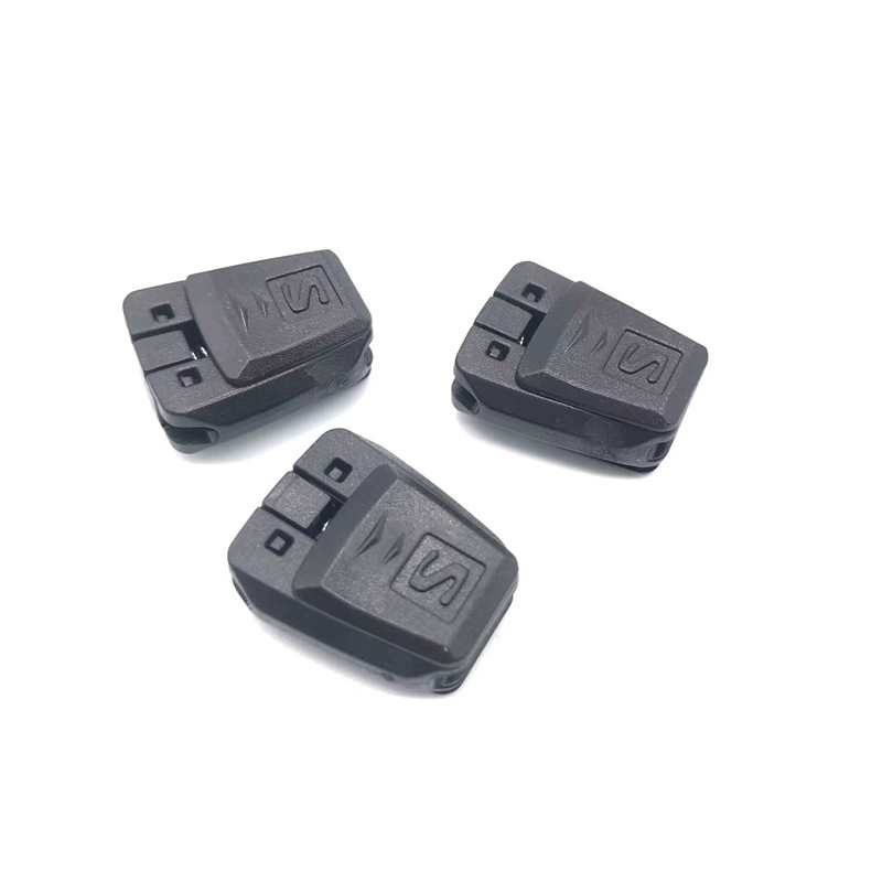 Производители продают эластичную пряжку регулировки веревки двойное отверстие Пряжка веревки пресс термоусадочная резиновая Пряжка кроссовки пластиковая пряжка Пряжка