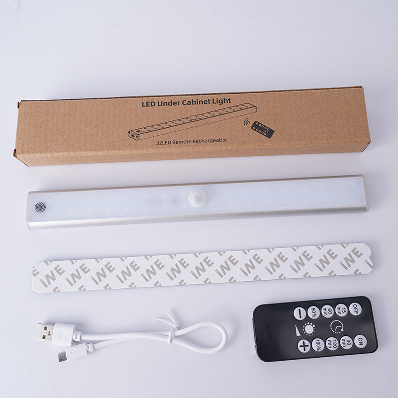 Fuente fabricante recargable luz nocturna luz de sensor de cuerpo humano led inteligente luz de armario de pared luz de armario de succión magnética de batería