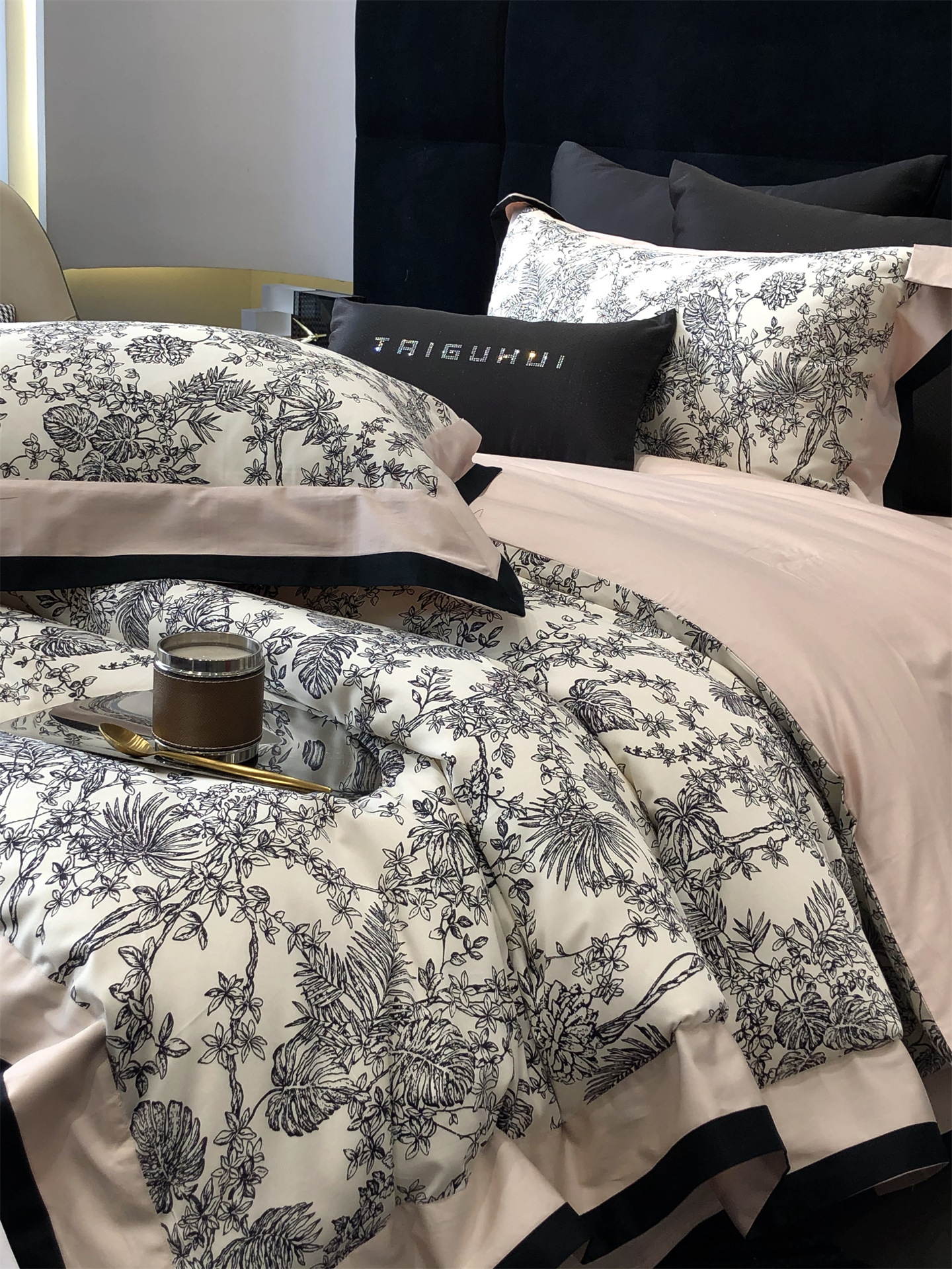 Completo letto matrimoniale vintage stile francese in cotone_voghion.com