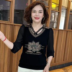 一件代发直播爆款2025秋季新款长袖T恤女妈妈装烫钻V领上衣打底衫