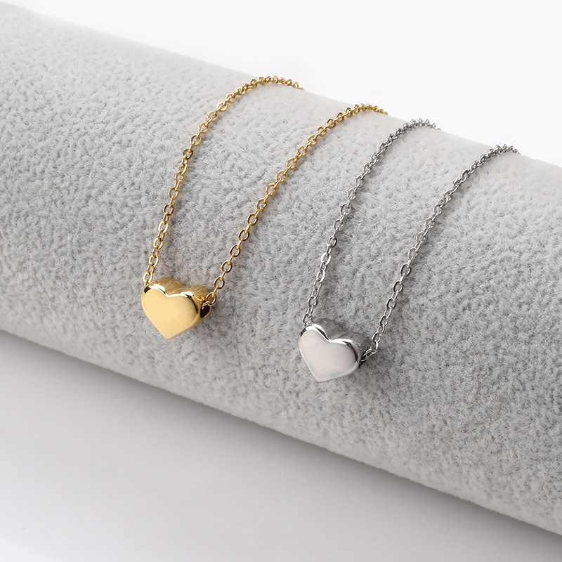 Women's Gender Wholesale Jewelry Simple Style Heart Shape Titanium Steel Plating Pendant Necklace Cable Chain