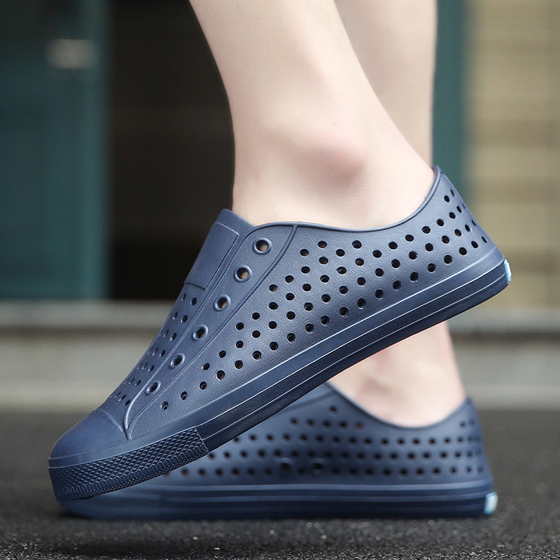 Wnc Native Men's Clogs with Closed-Toe Design, Water-Resistant Beach Sandals, Perforated Shoes, 2026 Summer Men's Sandals Wholesale Wnc Native Men's Clogs with Closed-Toe Design, Water-Resistant Beach Sandals, Perforated Shoes, 2026 Summer Men's Sandals Wholesale