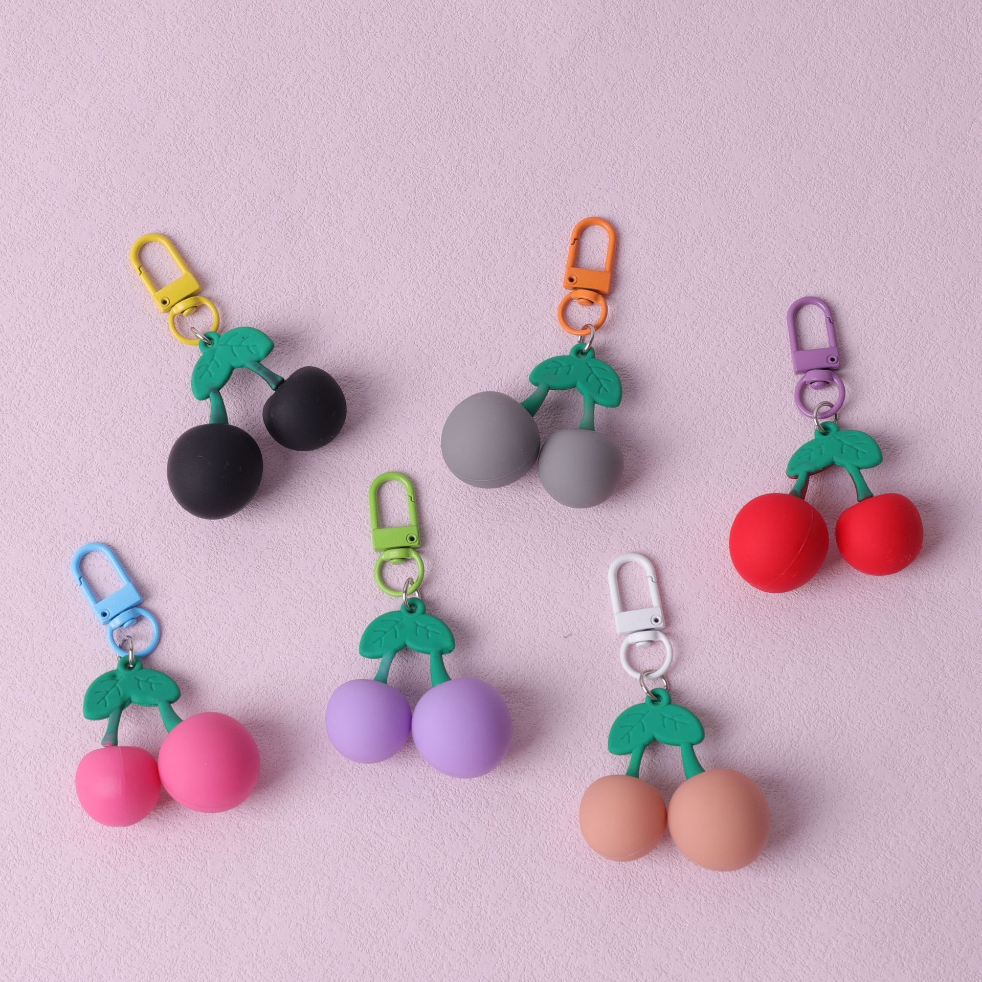 Frutas tridimensionales creativas bonitas transfronterizas llavero pequeño colgante accesorios de goma blanda muñeca Yiwu fábrica suministro directo