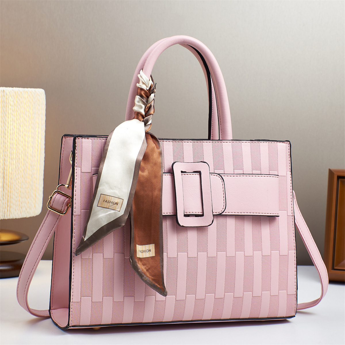 2025 bolso bandolera de todo fósforo para mujer nuevo estilo de gran capacidad, sentido de alta gama, marca atmosférica, bolso de la madre de mediana edad