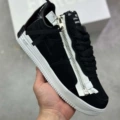Black Zipper