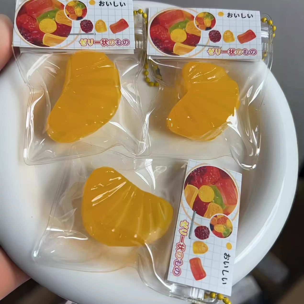 捏捏乐小鼻噶仿真水感超软水果橘子草莓解压可爱精致挂件发泄玩具