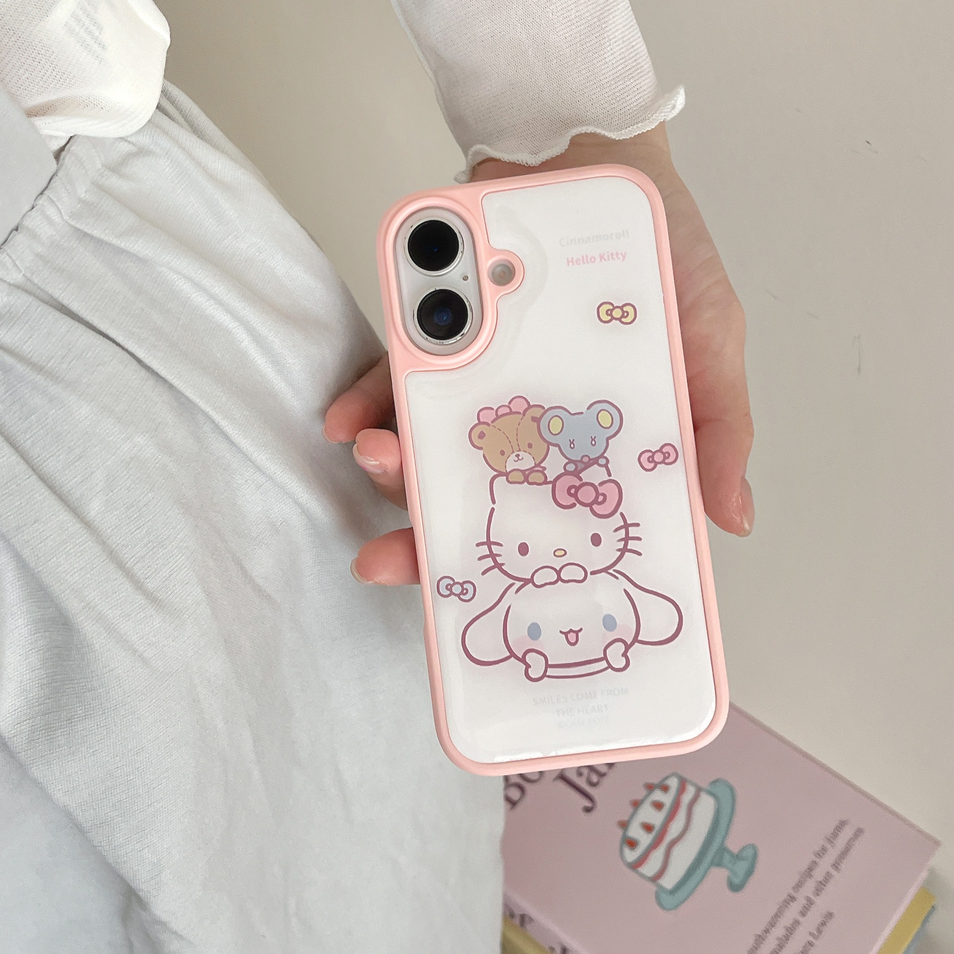 Divertido gato KT lindo de dibujos animados para Apple 16ProMax funda para teléfono móvil 15Pro nuevo 14/13 simple 15PM