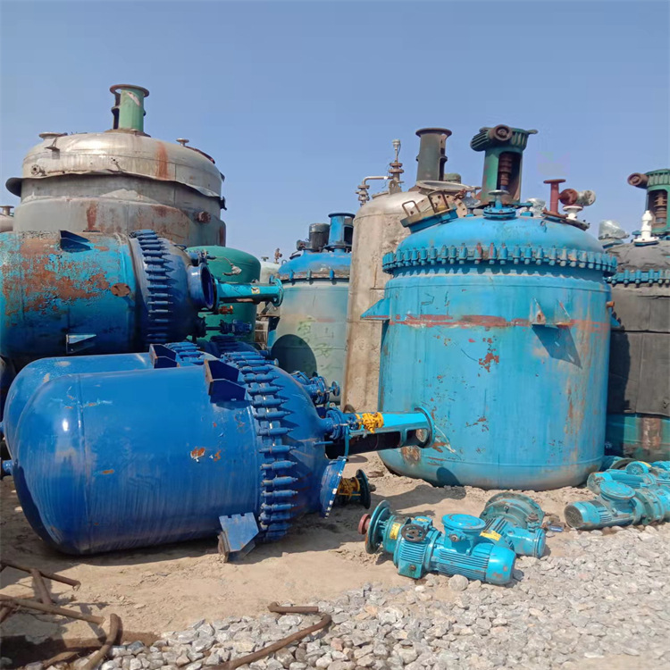 现货销售二手反应釜 316材质内盘管反应釜搪瓷蒸汽加热釜型号多多