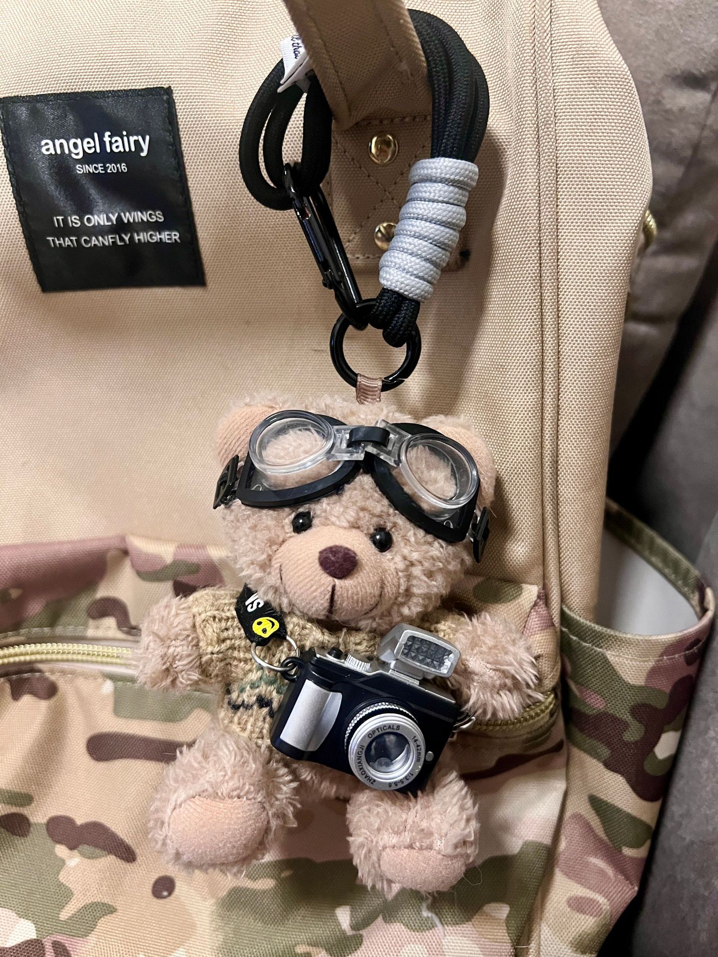 Cámara original oso lindo colgante de bolsa muñeca de felpa colgante de mochila colgante de pareja llavero regalo creativo