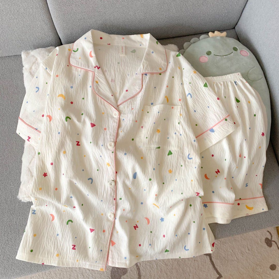 Verano nuevo pijama de algodón nube de niñas impresión de tamaño grande suelta dos conjuntos de dormitorio se puede usar ropa de hogar