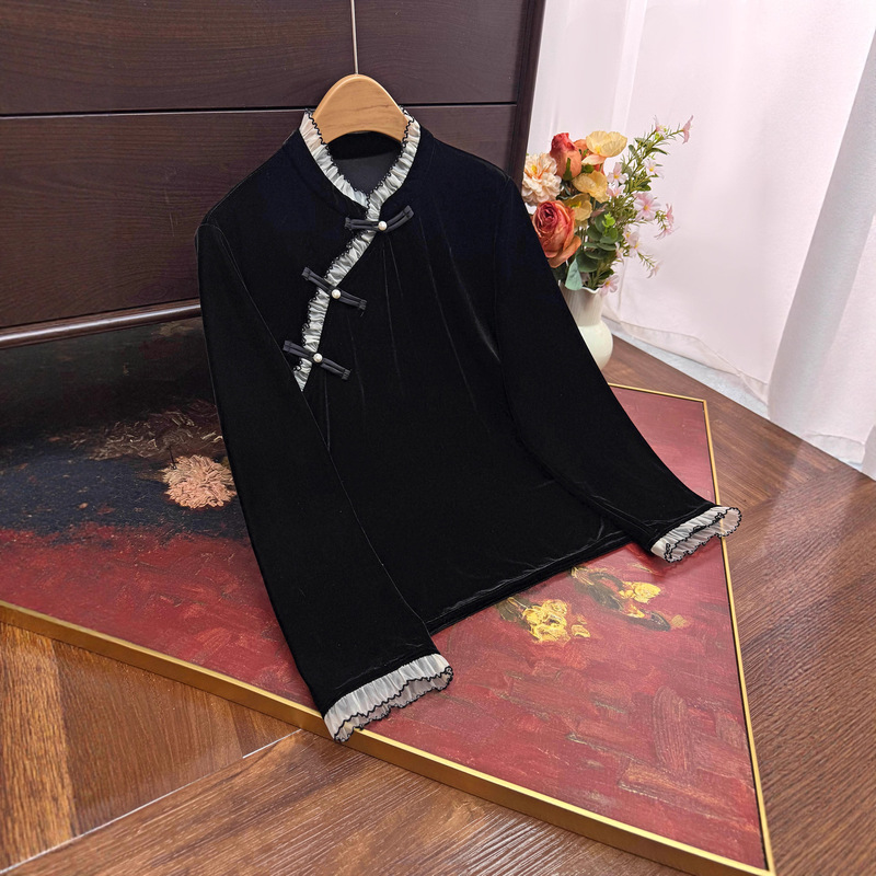2025 New Model New Chinese Style Velvet Delicate Lace Top with Patchwork Shirt, Slimming and Gentle Cross-Front Blouse for Women in Stock