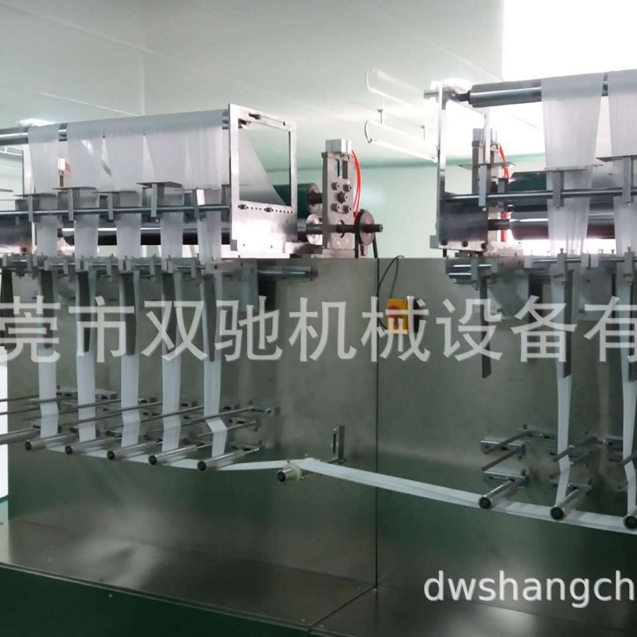 山东湿巾机设备厂家   全自动无纺布80片湿巾机   湿巾折叠机