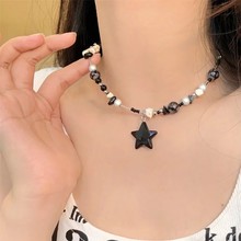 黑色星星串珠项链女小众设计感多巴胺少女时尚高级百搭锁骨链配饰