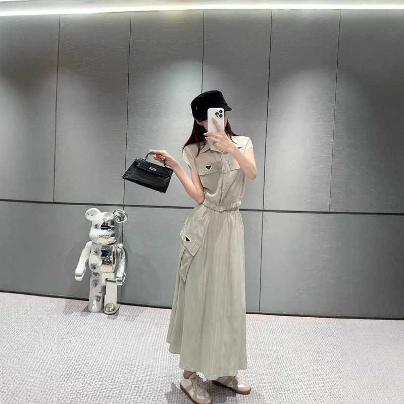 トレンドブランド25ss春夏新作三角ロゴ装飾+スカートスーツ年齢軽減気質スタイル|undefined