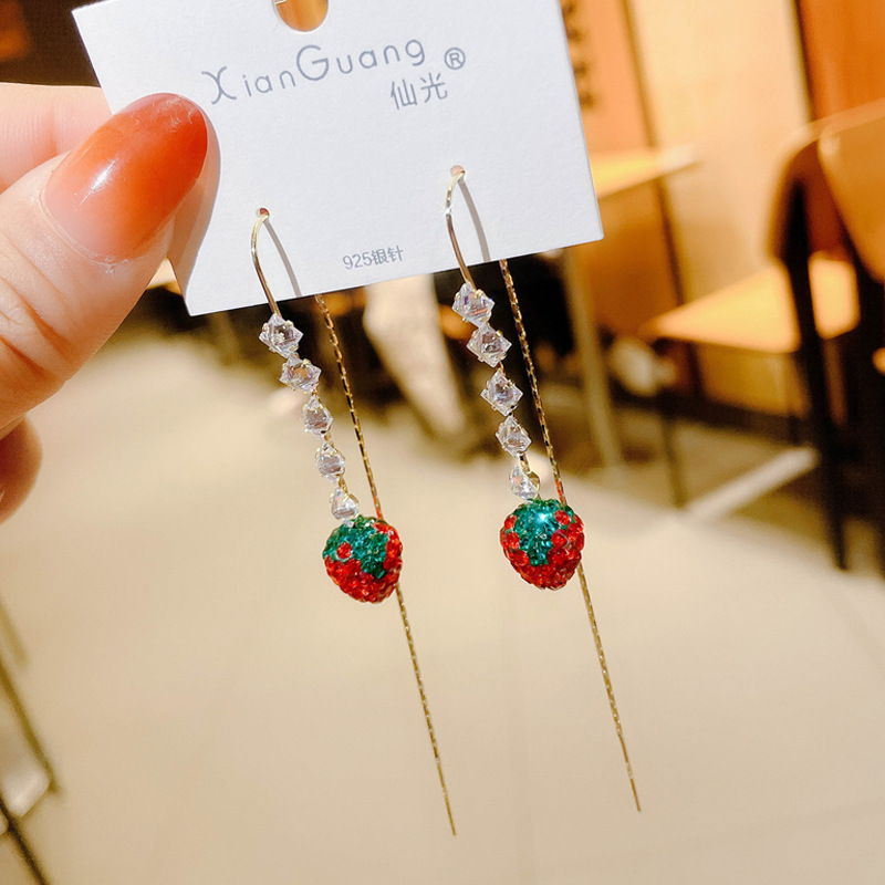 Protective high earrings