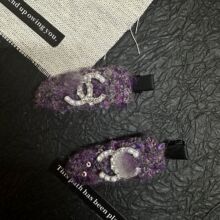 �����ġ��nϵ��ɫ�߼���С��o�۰l�AŮ�����W荄����A��߅�A�l��