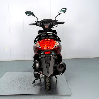 Motosikletlər Scooters, and Fuel-Powered Off-Road