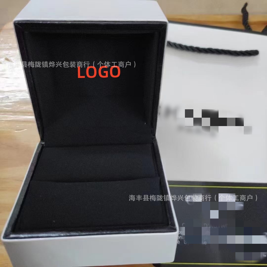 新款原版小香家戒指K金版包装盒 CH家K金版白色包装厂家批发供应