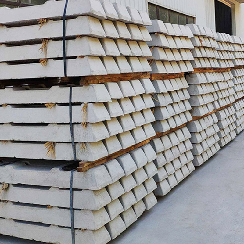 泓洛供应新型水泥枕木  井下水泥轨枕 压板式水泥轨枕