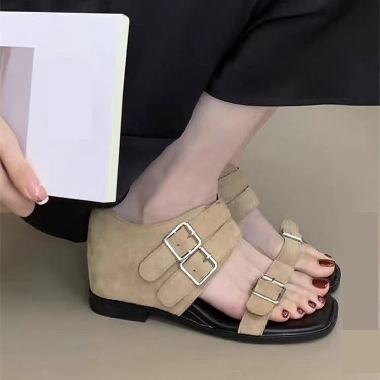 Explosiones de estilo francés casual esmaltado de lazo sandalias de dedos desnudos para mujeres verano 2026 nuevo cómodo versátil aumento de altura zapatos romanos