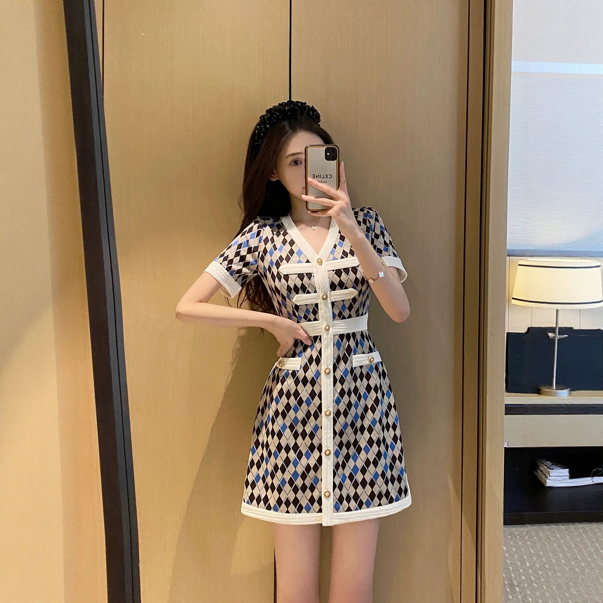 Đầm suông nữ midi phong cách tiểu thơ, thắt eo tôn dáng, họa tiết kẻ sọc — Đường kẻ chi tiết 3