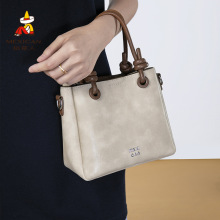 ������ˮͰ���¿����Ůʽ�r�����e�˻@��б����������μ������