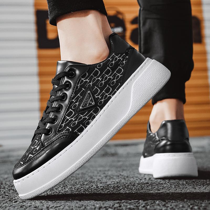 En nombre del verano nuevo estilo de los estudiantes zapatos deportivos de cuero zapatos blancos pequeños versión coreana de nicho de zapatos casuales de todo fósforo zapatos de deporte zapatos de moda hombres