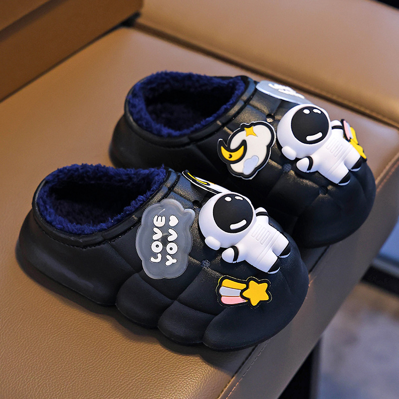 Zapatillas de algodón para niños invierno 2024 nuevos niños y niñas antideslizantes impermeables calientes de terciado zapatos de algodón para niños pequeños y medianos