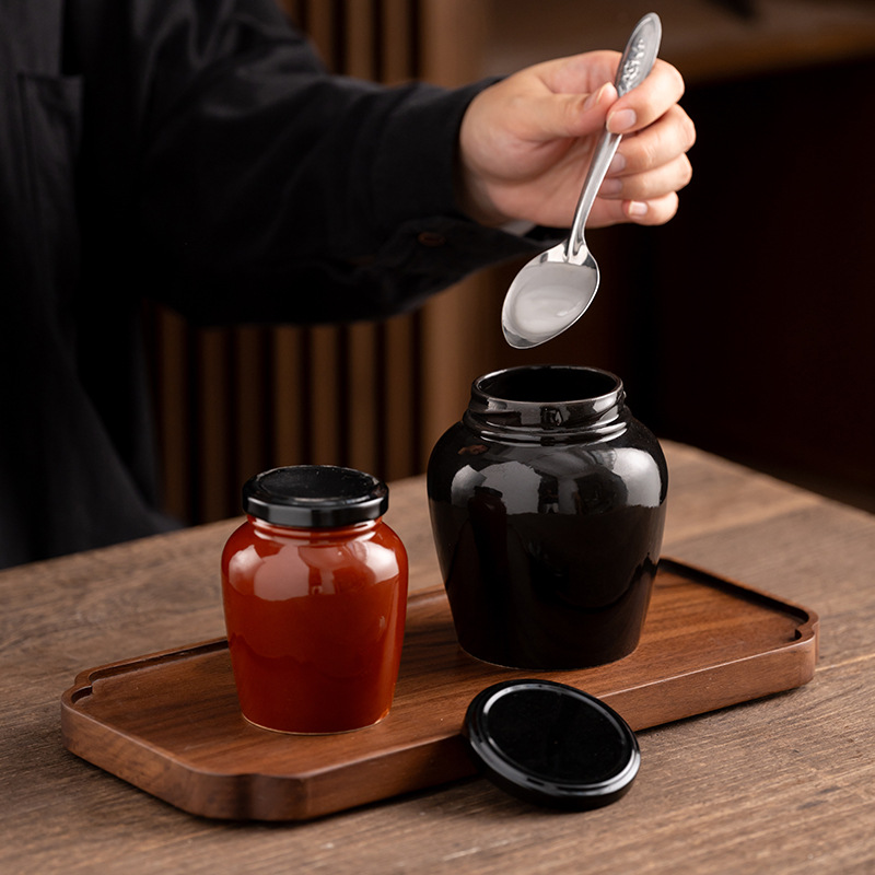 家用食品级密封罐陶瓷罐子瓶子食品带盖蜂蜜花茶香料液体储物罐