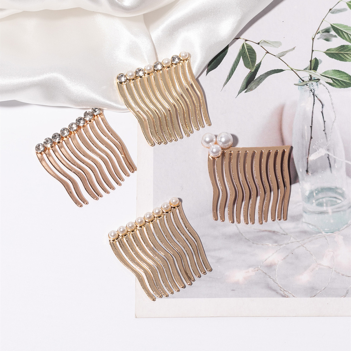 Nueva moda peine para el cabello accesorios para el cabello estilo ins femenino SIETE DIENTES con incrustaciones de metal perla tapón para el cabello simple antideslizantes Bangs peine de horquilla