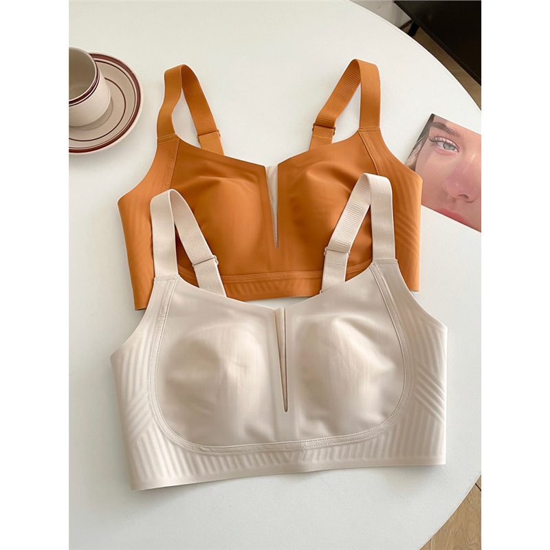 Ultra-thin No-trace plus size Underwear Women's Big Chest Small Gather-up Anti-sagging Breast Full Cup Adjustable Bra