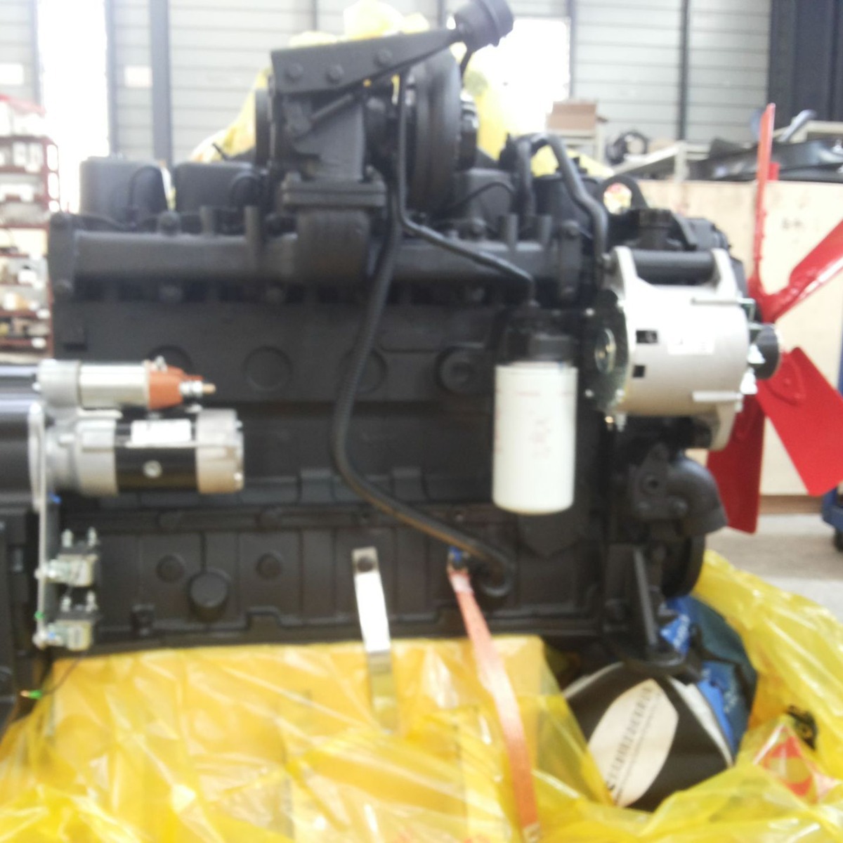 康明斯柴油发动机6CTA8.3-C260