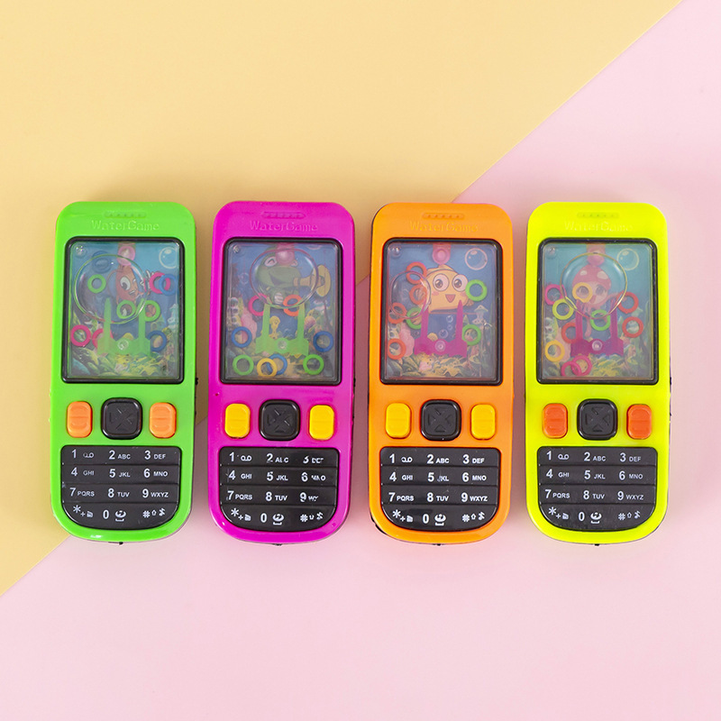 Yiwu pequeño mercado nocturno de productos básicos plaza de puestos de niños iluminados collar pequeños juguetes puestos empujando el parque de la red fuente de bienes