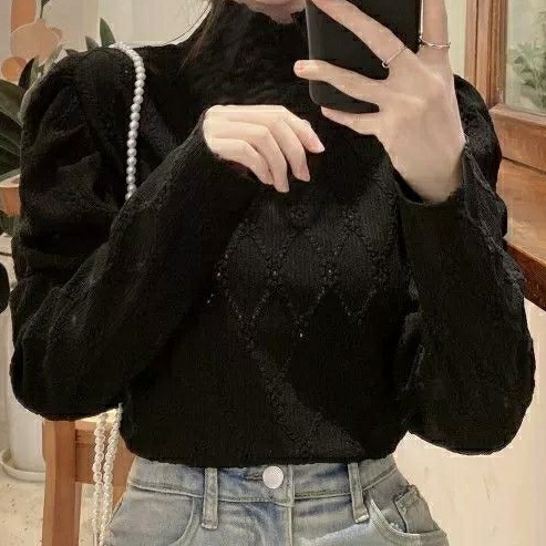 Inner Base Shirt Women's Design Sense Niche 2024 New Autumn and Winter Western Style Small Shirt Turtleneck White Lace Top