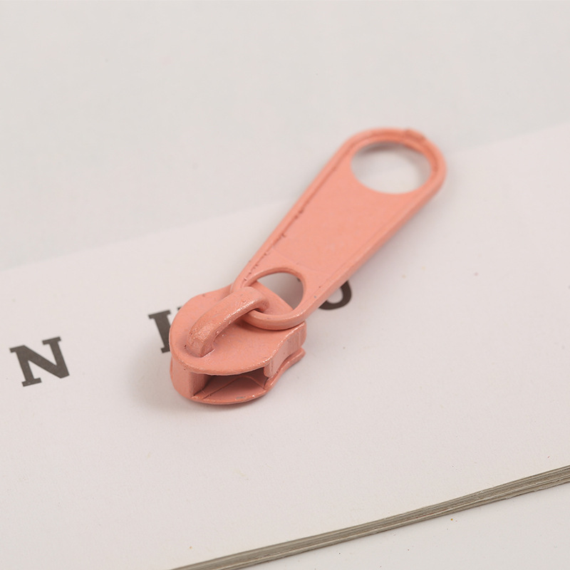 No. 5 fabricantes de cremallera de nylon nueva bolsa de maquillaje de color bolsas de lápiz gruesas cremallera al por mayor