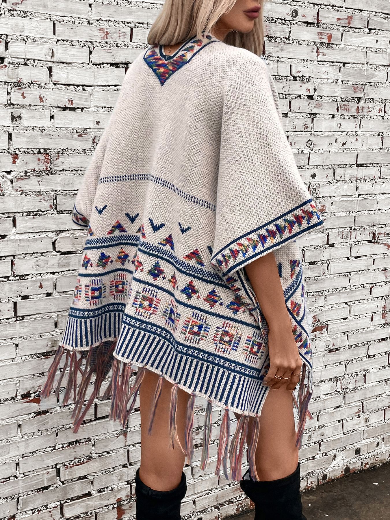 Grobstrick Damen Cape Mit Quasten Lässiger Jacquard Mantel_voghion.com