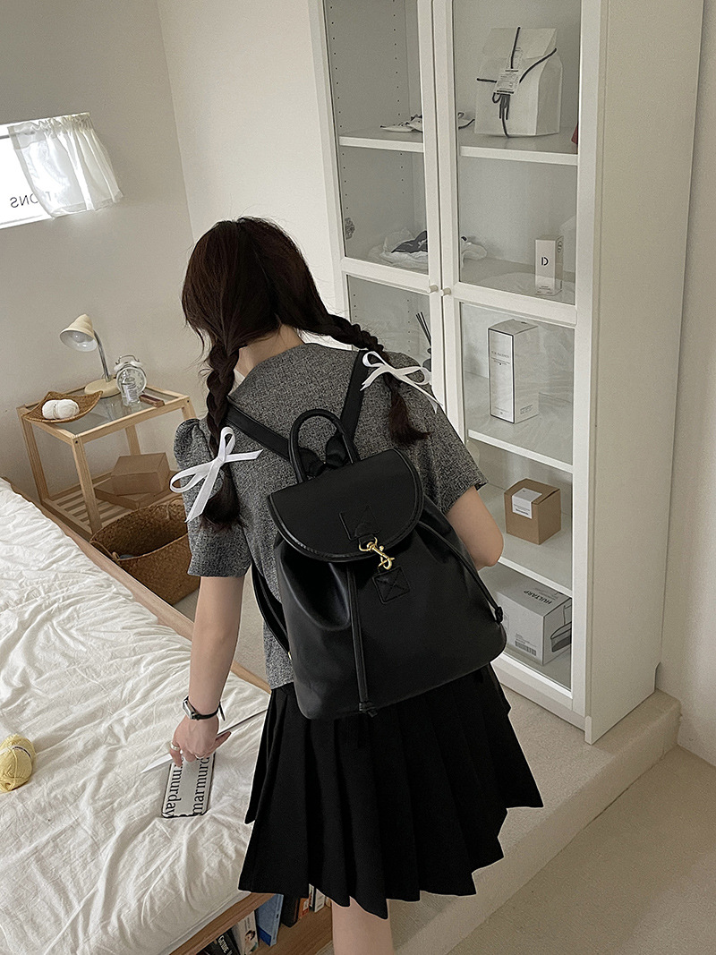 College style women's backpack 2023 spring new Korean ins black backpack, student large-capacity commuter bag_voghion.com