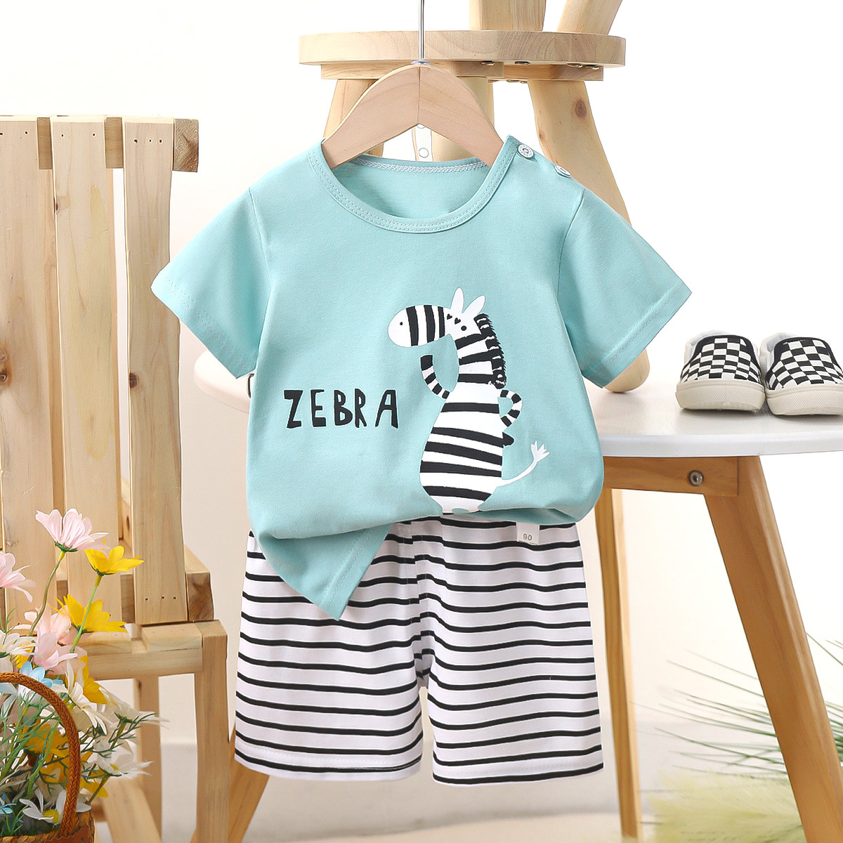 F06-Letter zebra