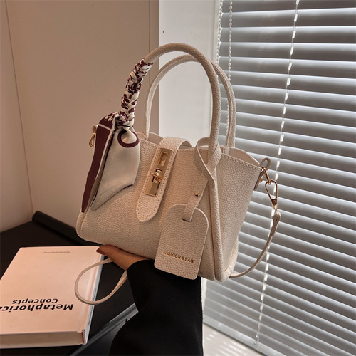 Niche design handbag  new fashion retro wing bag western style silk scarf decorated shoulder crossbody bag