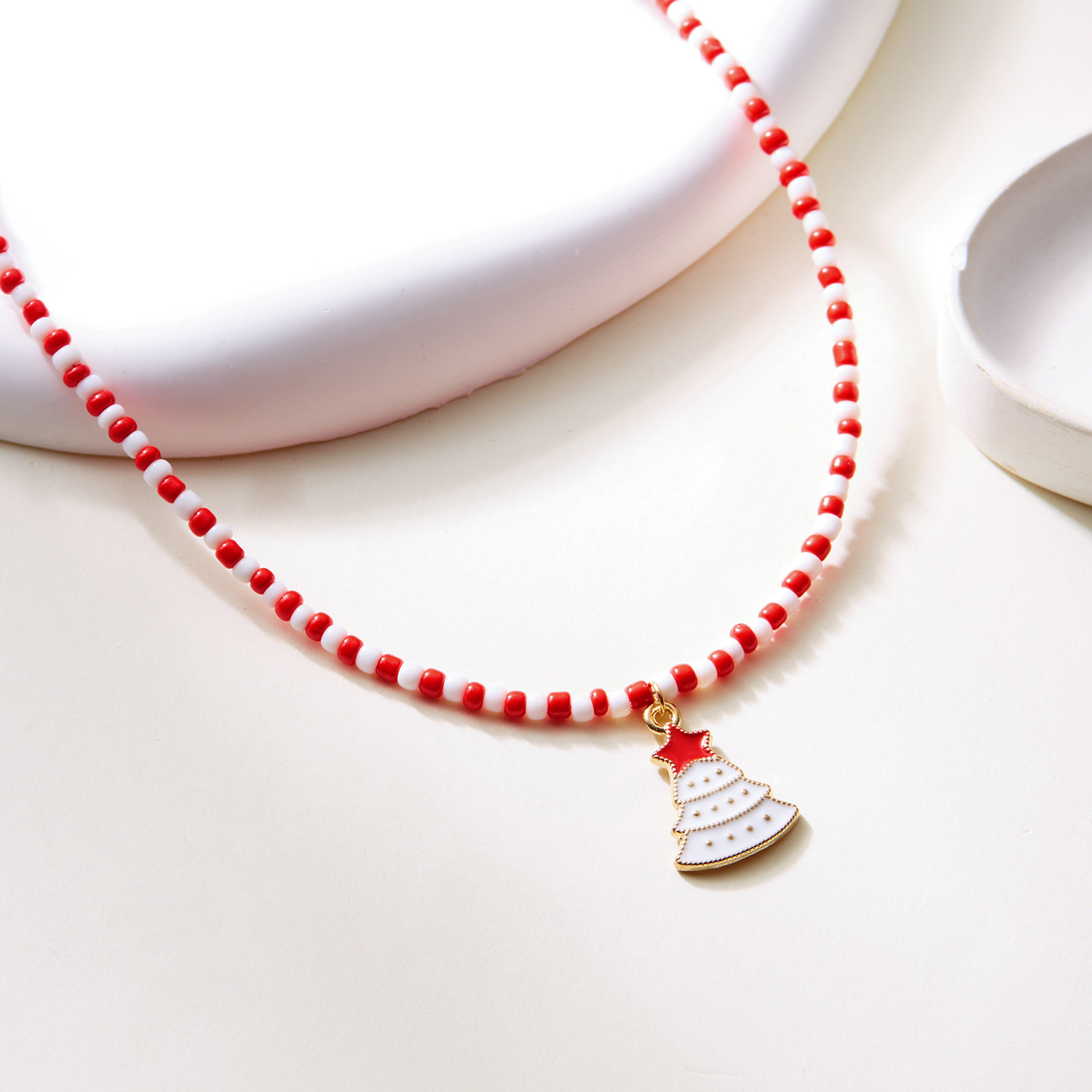 nouveau collier de perles fait main à la mode et polyvalent collier de perles de riz de sapin de Noël Père Noël femme_voghion.com